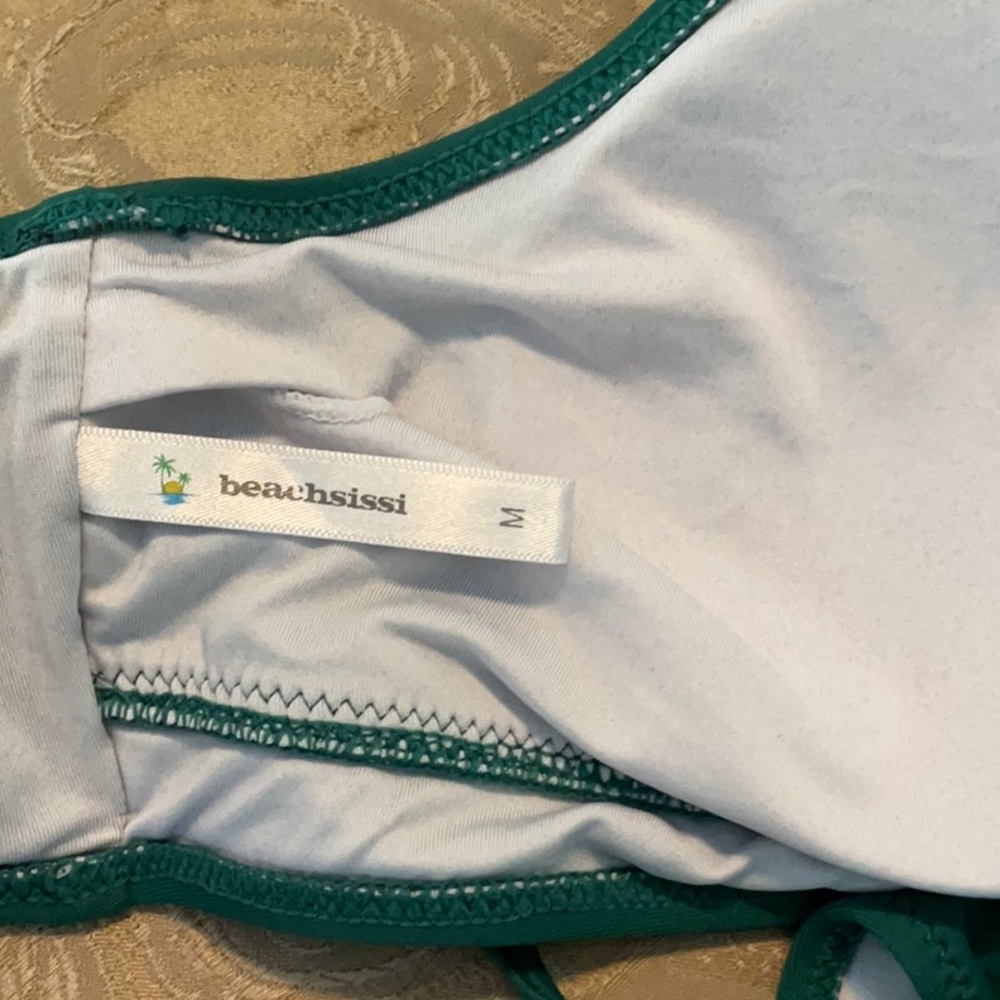 Beachsissi Women's Green Bikini Set size M - Picture 8 of 8